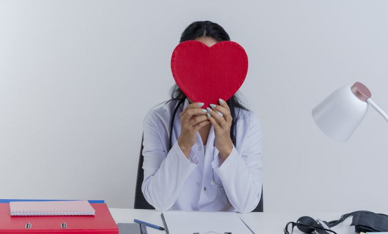 Démystifier l'aménorrhée : Causes, signes et solutions pour réguler ton cycle