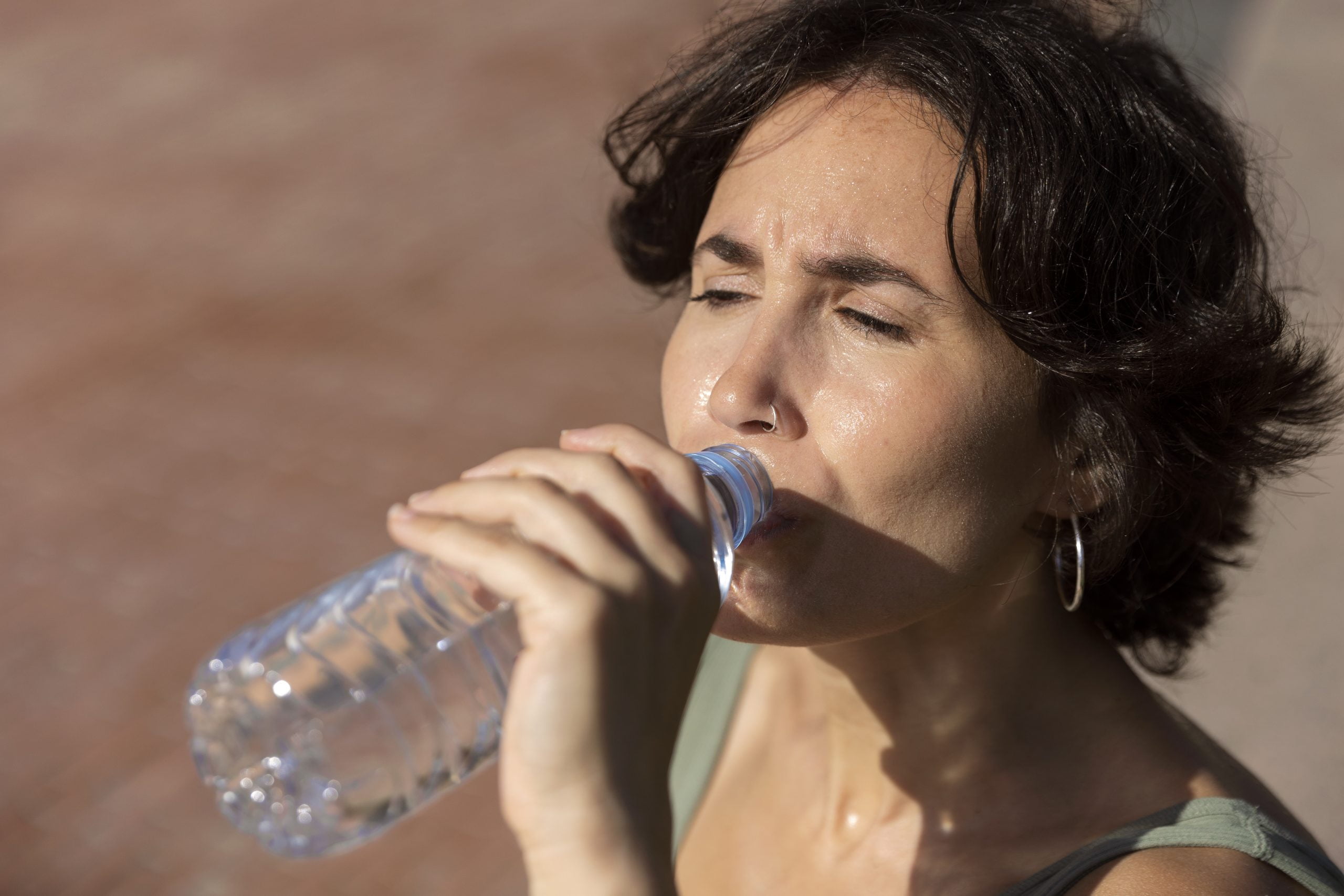 Les Signes Révélateurs de la Déshydratation : Sois un Vrai Détective de ton Hydratation !