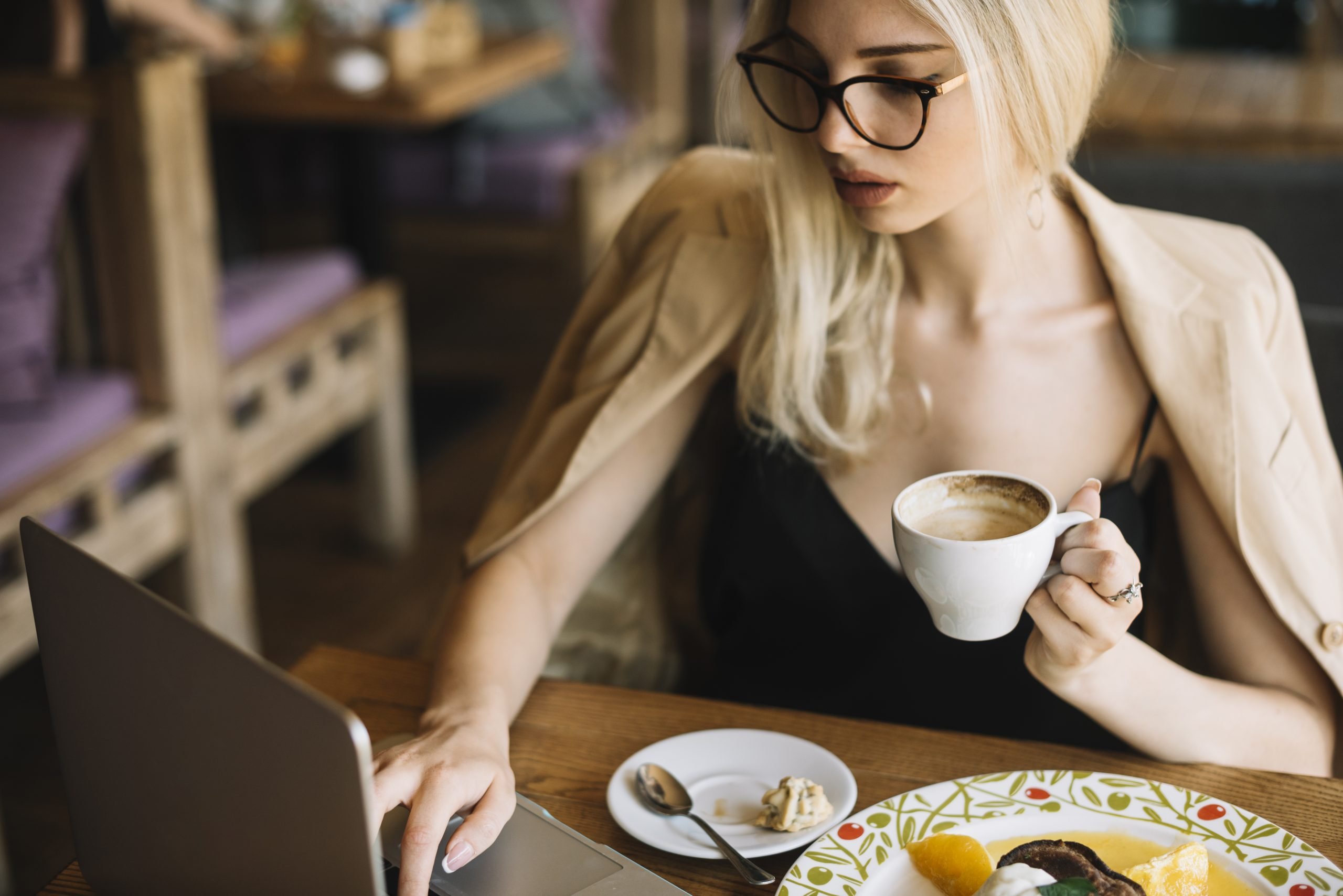 Plongez dans le Monde Enchanté du Café : Découvrez ses Effets Bienfaisants sur Votre Corps !