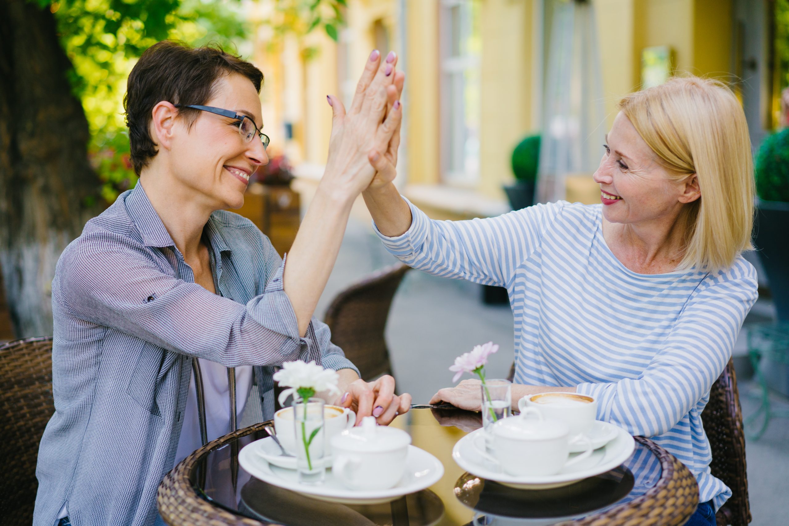 Découvrez comment prévenir et soulager les ballonnements naturellement pour des repas agréables et sans inconfort.