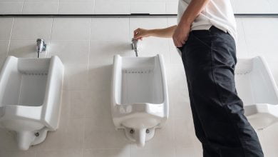 Découvrez les Origines, les Traitements et les Astuces pour Prévenir et Gérer l'Incontinence Urinaire d'Effort.