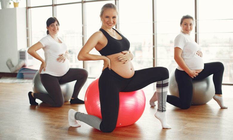 Prenez soin de vous et de bébé en bougeant : conseils d'exercices pour les futures mamans !