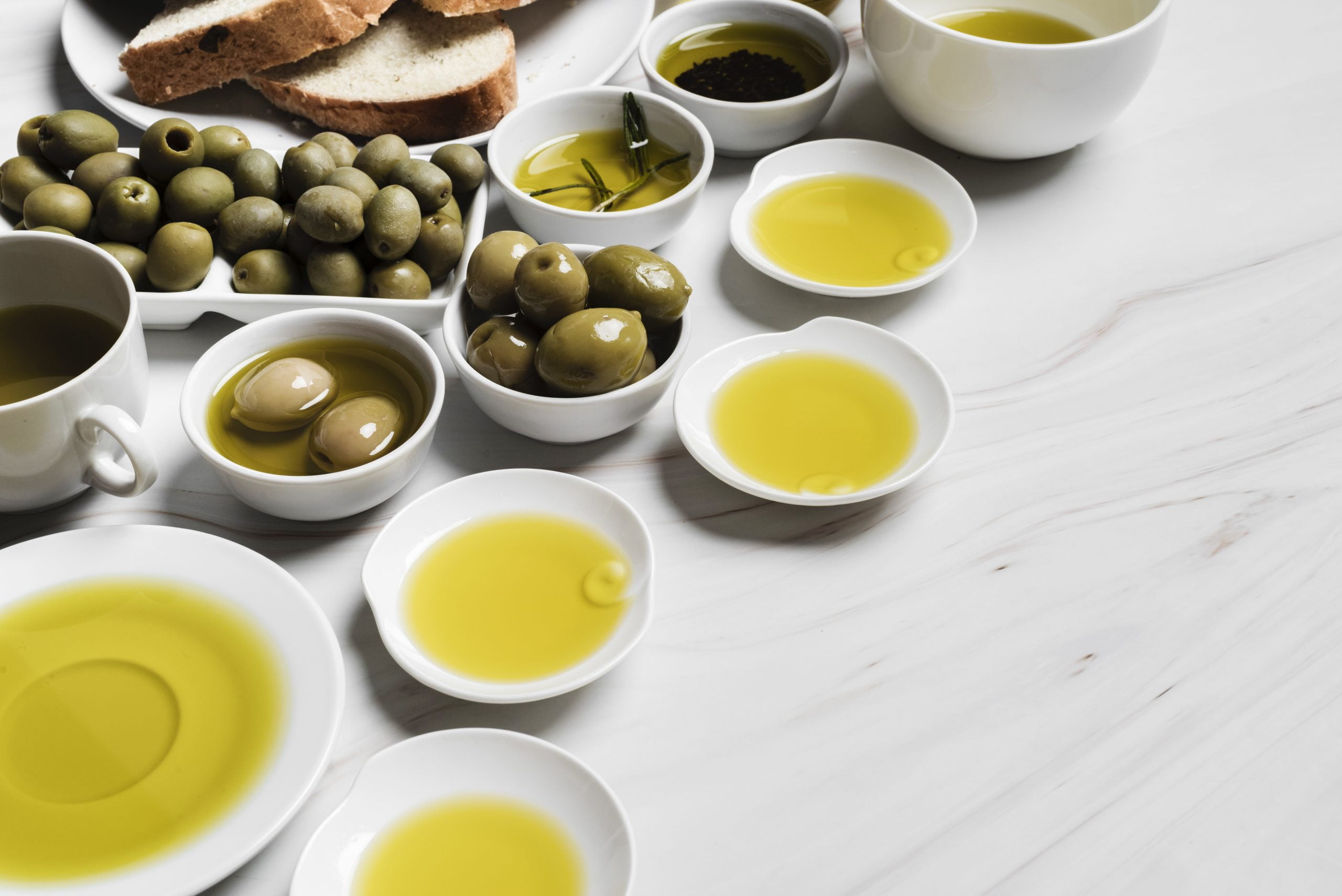 Des Variétés Exquises qui Élèveront Vos Plats : Explorez notre Sélection de Huiles d'Olive Premium