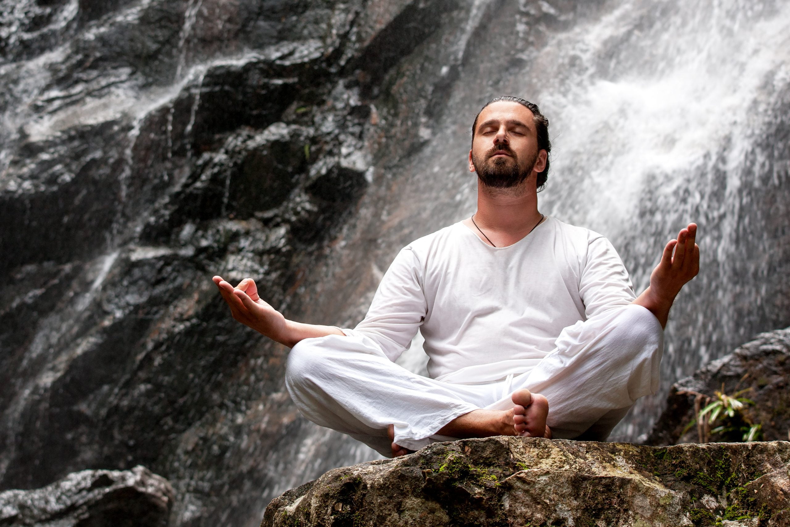 Zen toi ! Découvre l'art de méditer pour gérer le stress, améliorer ta concentration et renforcer ta confiance en toi.