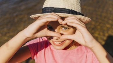 Souriez sous le Soleil !  Astuces pour Protéger vos Petits Explorateurs