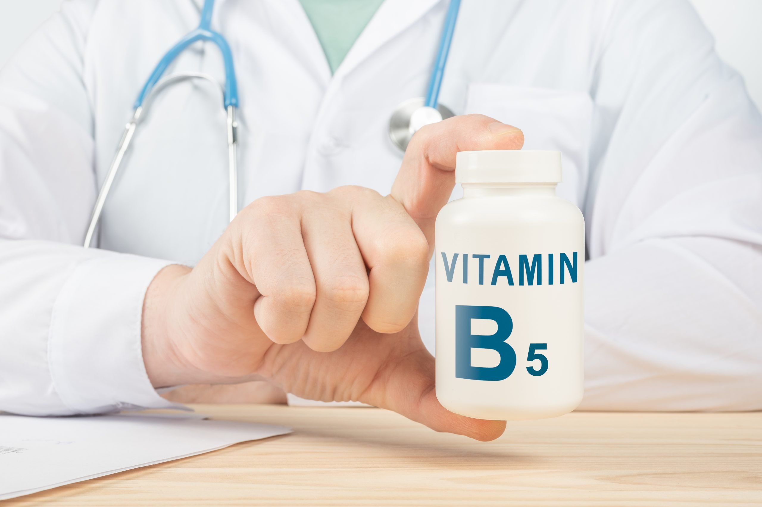 Découvrez la vitamine B5, votre alliée contre l'inflammation chronique et source d'énergie renouvelée.