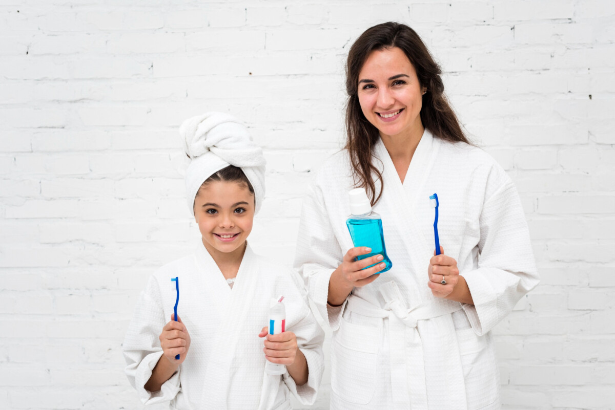 Sachez pourquoi les dentistes vous recommandent d'abandonner les étuis à brosse à dents dès maintenant.