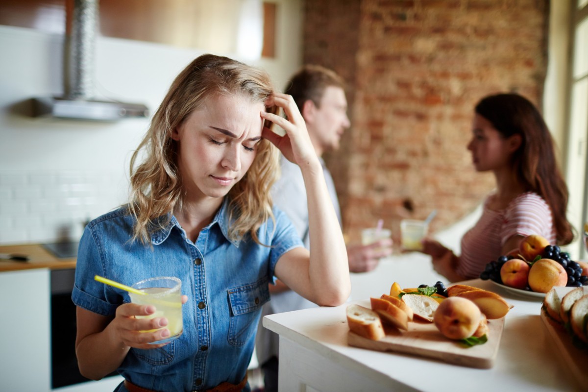 Découvrez pourquoi vous êtes fatigués après les repas et comment retrouver votre énergie rapidement.