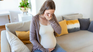 Découvrez la cause des nausées de grossesse et des astuces pour les atténuer - Conseils pour futures mamans