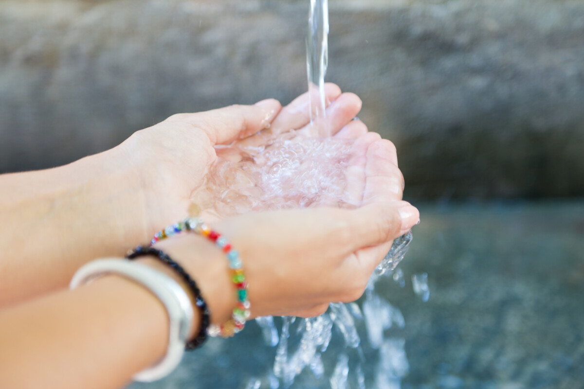 Dangers du solvant dans l'eau potable comment protéger votre santé et votre famille