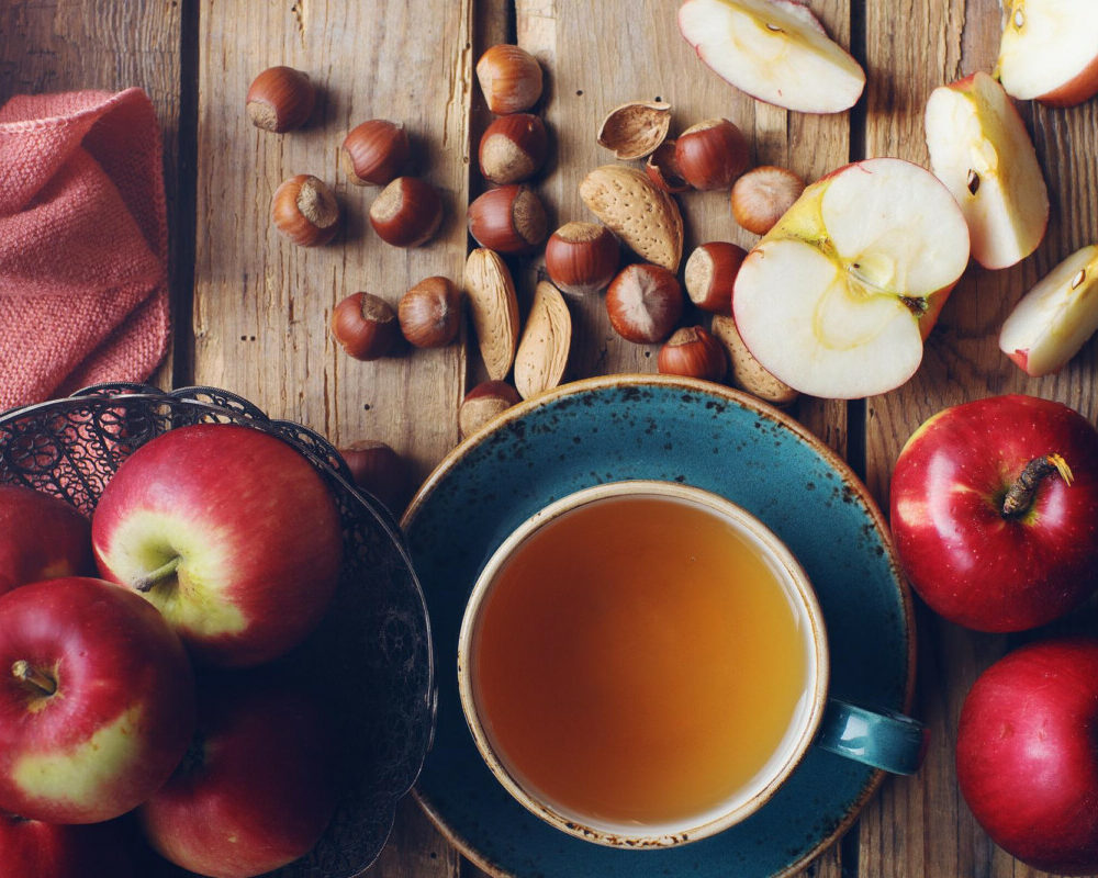 Savourez le thé et les pommes pour améliorer votre mémoire au quotidien !