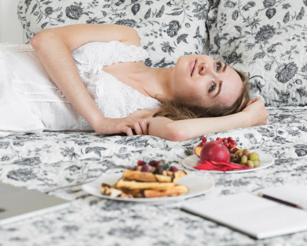 Optimisez votre sommeil en adoptant de bonnes habitudes alimentaires nos conseils essentiels.