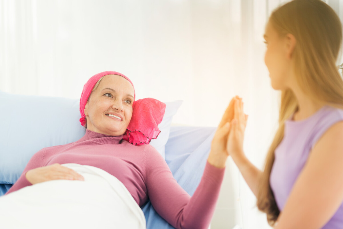 Découvrez les raisons de la hausse des cancers chez les moins de 50 ans et comment les prévenir.