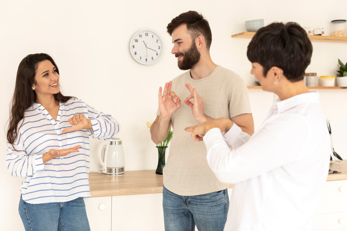 Savoir communiquer sans violence les clés pour des relations harmonieuses et efficaces.