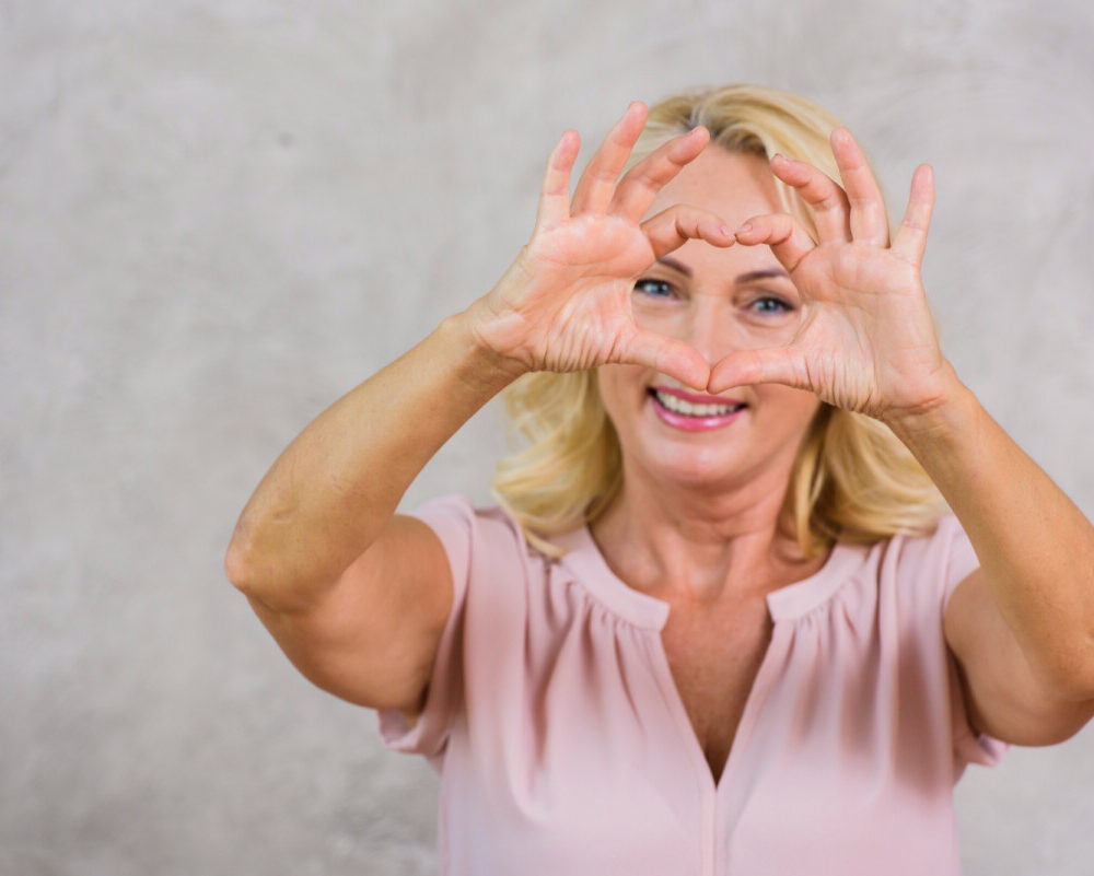 Protégez vos proches après 50 ans surveillez les signes de démence précoce attentivement.