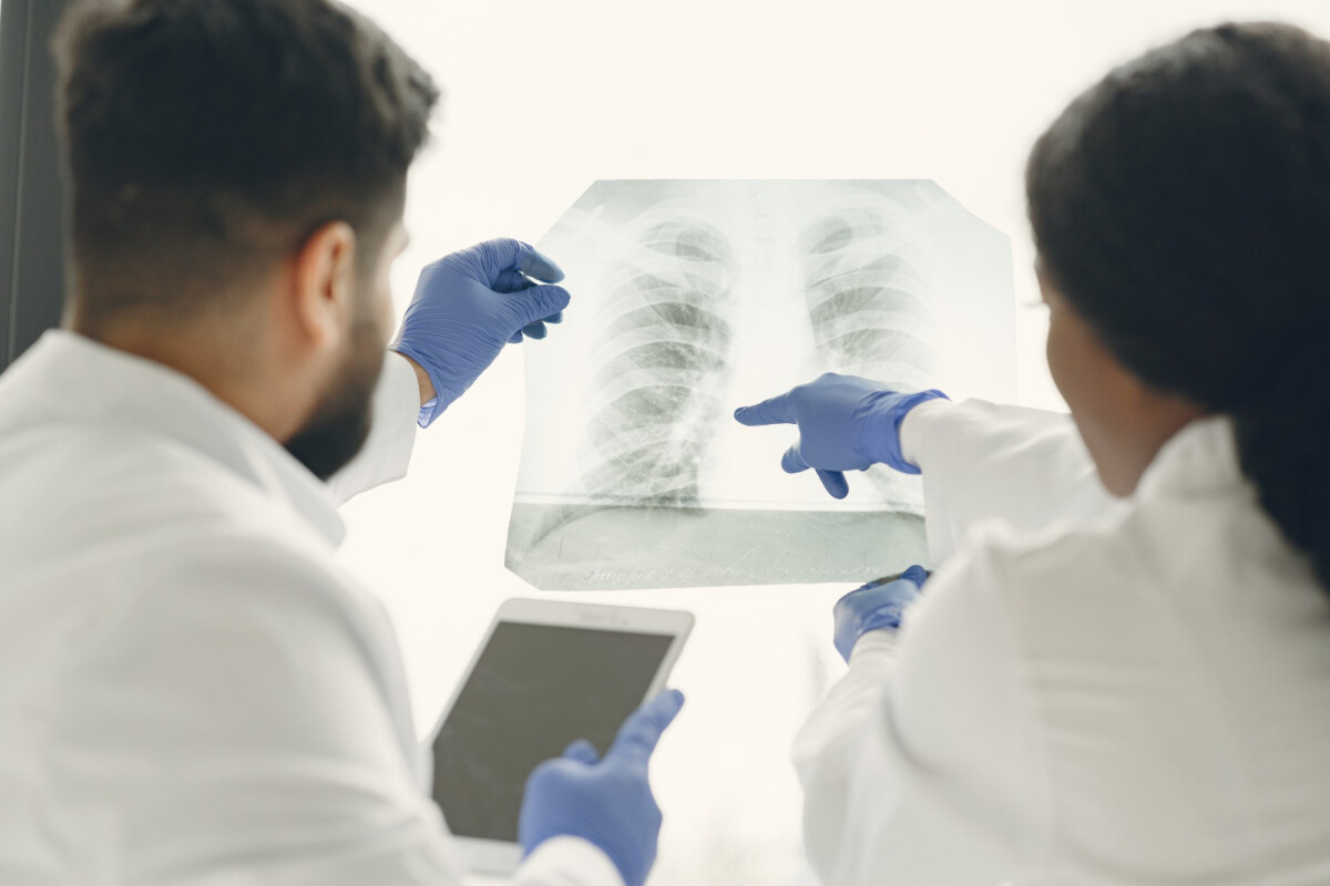 Détection tuberculose par air exhalé révolution médicale dans le diagnostic précoce de la maladie.