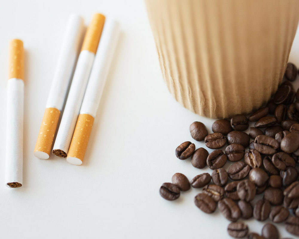 Les alternatives saines à la pause café et cigarette pour combattre la fatigue au bureau