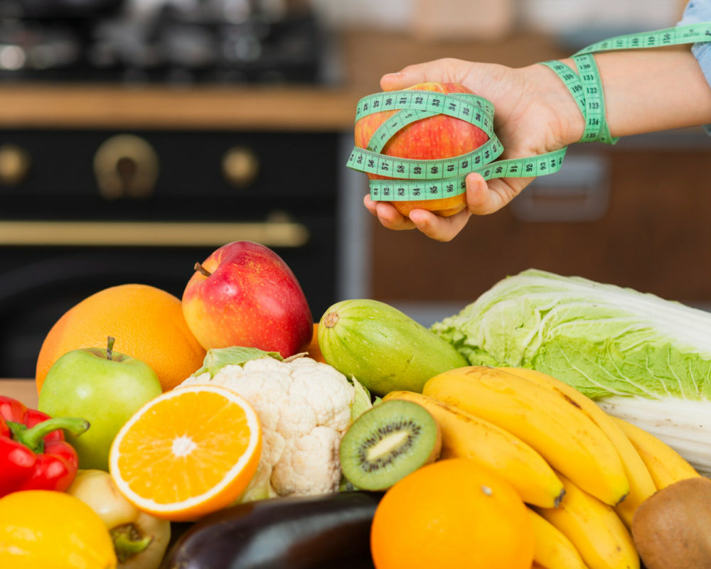 Savourez des fruits délicieux pour perdre du poids découvrez votre nouveau régime équilibré.