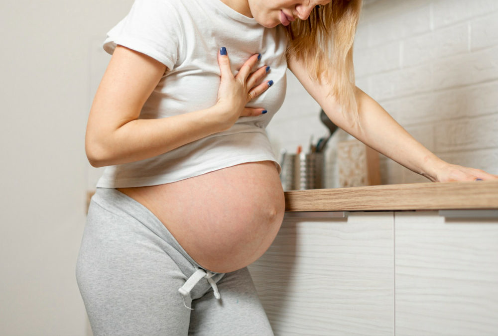 Découvrez quand ressentir les mouvements du bébé pendant la grossesse repères essentiels pour les futures mamans.