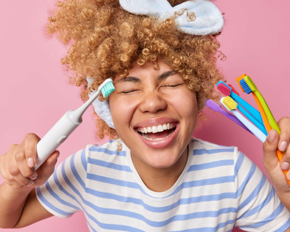 Brosse à dents électrique ou manuelle comment faire le meilleur choix pour votre hygiène buccale ?