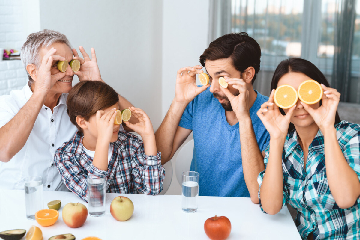 Découvrez les raisons derrière les similitudes des goûts entre parents et enfants.