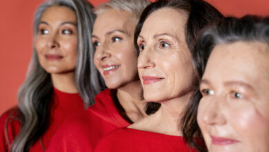 Savoir-faire face au mythe du 'pire âge': Comprendre les étapes de la vie des femmes.