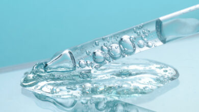 close-up-hyaluronic-acid-tratment