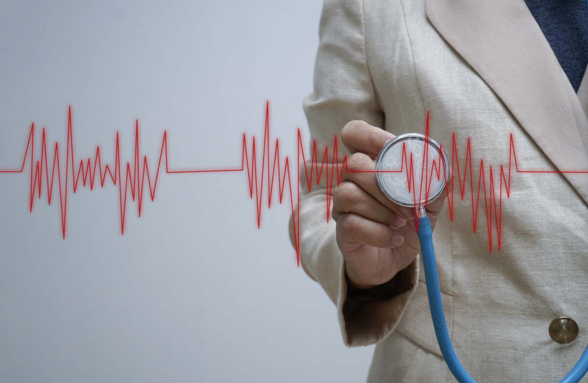 doctor-hand-with-stethoscope-listening-heartbeat