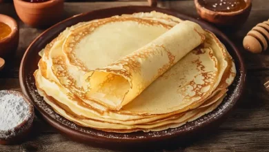 recette-30-crepes- maison-sur-assiette-en- bois